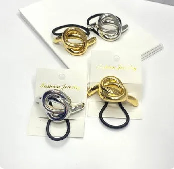 B484 PONY CUFF